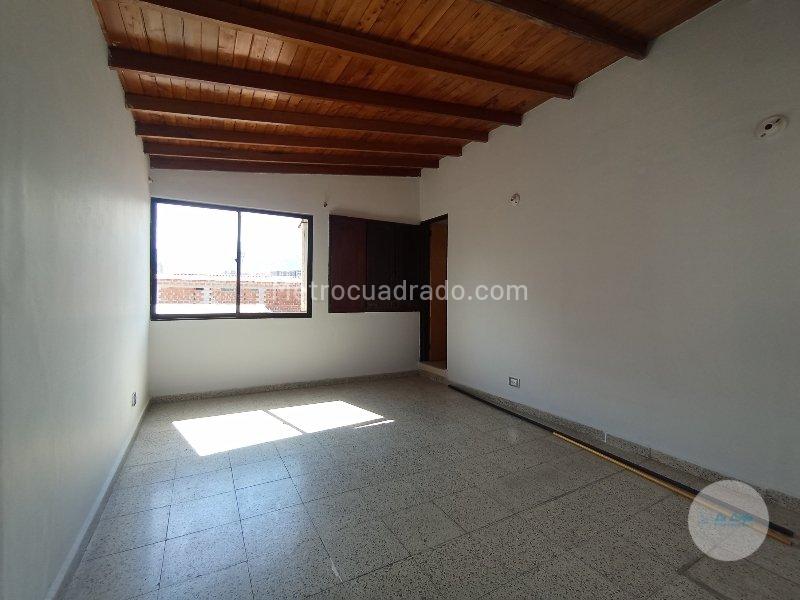 2BR Apartment in Niquia (66 m²)