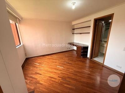 Apartamento de 3 alcobas en arriendo en El Poblado, Medellín, 174 m² · foto 10 de 19