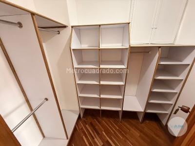 Apartamento de 3 alcobas en arriendo en El Poblado, Medellín, 174 m² · foto 12 de 19