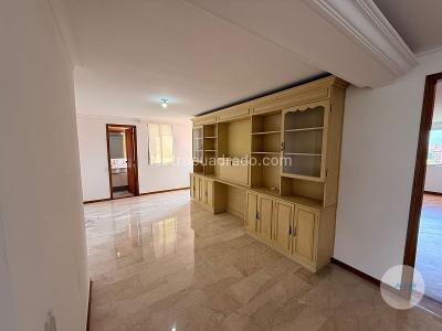 Apartamento de 3 alcobas en arriendo en El Poblado, Medellín, 174 m² · foto 6 de 19