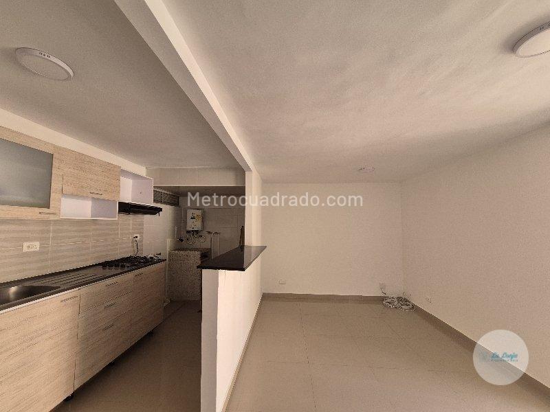 Apartamento en Arriendo, Guasimalito, Bello - Widok 2