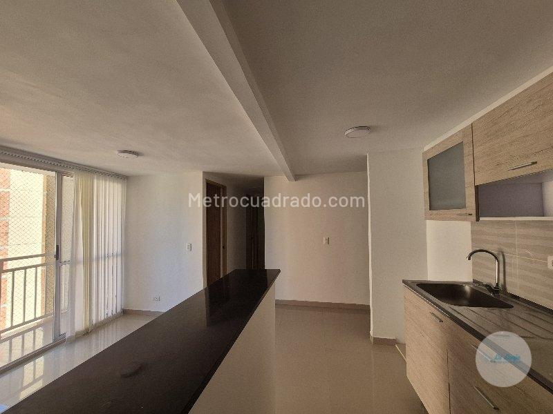 Apartamento en Arriendo, Guasimalito, Bello - Więcej