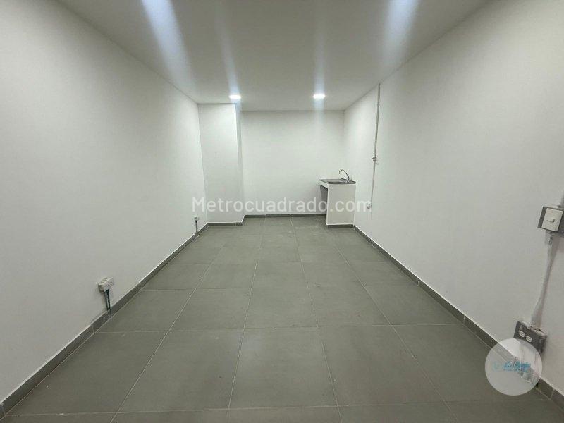 Local Comercial en Arriendo, Central, Bello - Vista 2