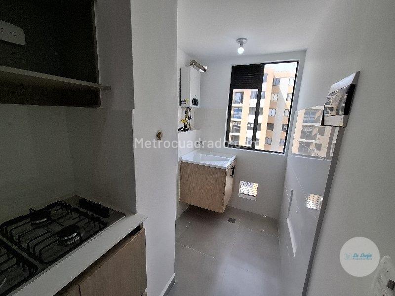 Piso – Rionegro, Casas del M.A.R. - Más