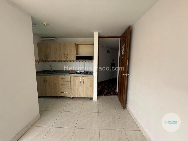 3BR Apartment with Balcony in Madera (14th Floor) - 2
