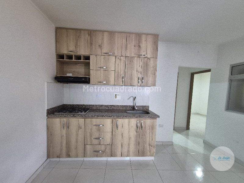 Piso – Bello - Vista 2