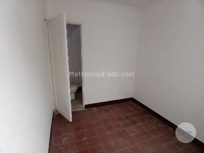 Apartamento en arriendo en La Candelaria, Medellín · foto 2 de 9