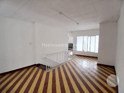 Apartamento en arriendo en La Candelaria, Medellín · foto 5 de 9