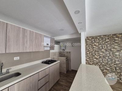 Apartamento de 3 alcobas en venta en Guasimalito, Bello, 59 m² · foto 3 de 20