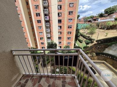 Apartamento de 3 alcobas en venta en Guasimalito, Bello, 58 m² · foto 20 de 20