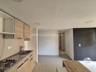 Apartamento de 3 alcobas en venta en Guasimalito, Bello, 58 m² · foto 5 de 20