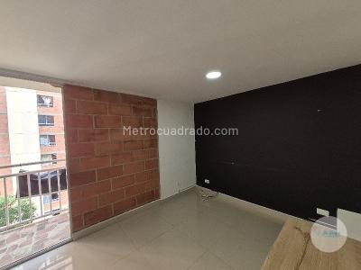 Apartamento de 3 alcobas en venta en Guasimalito, Bello, 58 m² · foto 8 de 20