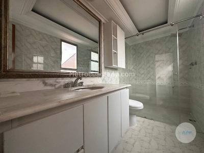 Apartamento de 4 alcobas en arriendo en Laureles, Medellín, 107 m² · foto 3 de 3