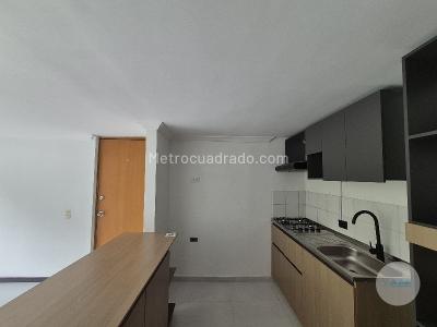 Apartamento de 3 alcobas en venta en El Trapiche, Bello, 62 m² · foto 3 de 20