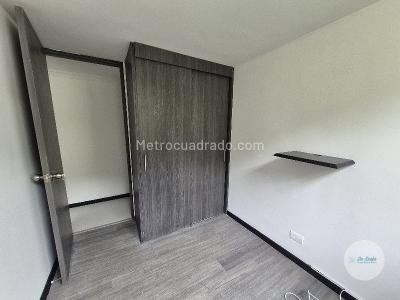 Apartamento de 3 alcobas en venta en El Trapiche, Bello, 62 m² · foto 13 de 20