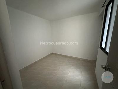 Apartamento de 4 alcobas en arriendo en Tricentenario, Medellín, 90 m² · foto 7 de 20