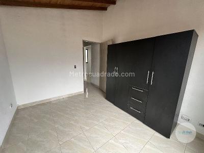 Apartamento de 4 alcobas en arriendo en Tricentenario, Medellín, 90 m² · foto 14 de 20