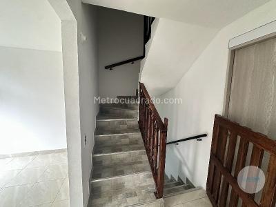 Apartamento de 4 alcobas en arriendo en Tricentenario, Medellín, 90 m² · foto 15 de 20