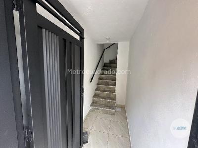 Apartamento de 4 alcobas en arriendo en Tricentenario, Medellín, 90 m² · foto 18 de 20