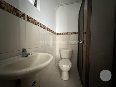 Apartamento de 4 alcobas en arriendo en Tricentenario, Medellín, 90 m² · foto 20 de 20