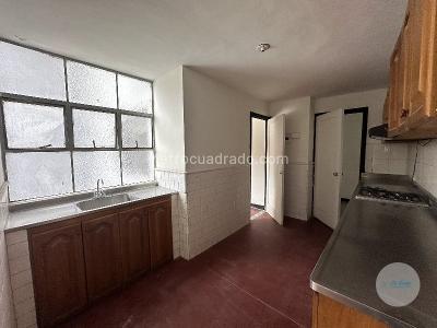 Apartamento de 3 alcobas en arriendo en Prado, Medellín, 68 m² · foto 2 de 16