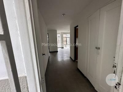 Apartamento de 3 alcobas en arriendo en Prado, Medellín, 68 m² · foto 6 de 16