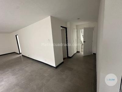 Apartamento de 3 alcobas en arriendo en Prado, Medellín, 68 m² · foto 7 de 16