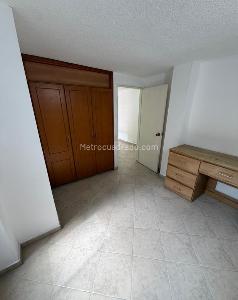 Apartamento de 3 alcobas en venta en Belen La Mota, Medellín, 80 m² · foto 9 de 20