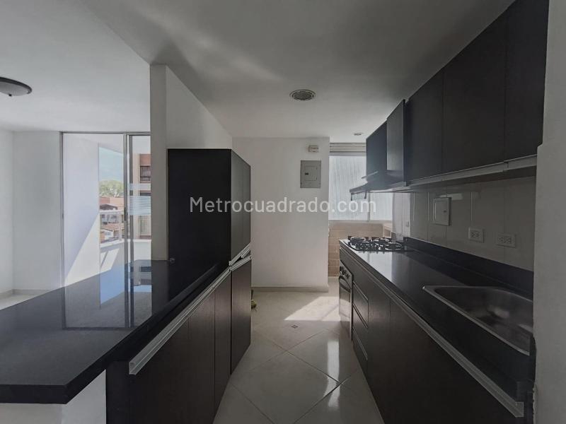 Piso – Medellín - Más