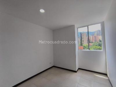 Apartamento de 3 alcobas en venta en El Poblado Castropol, Medellín, 81 m² · foto 10 de 20