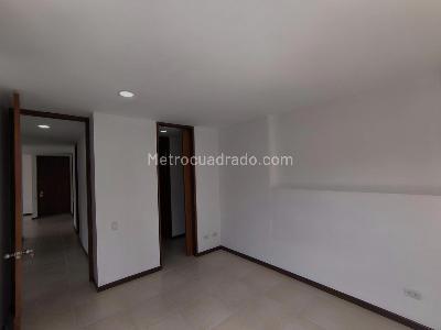 Apartamento de 3 alcobas en venta en El Poblado Castropol, Medellín, 81 m² · foto 14 de 20