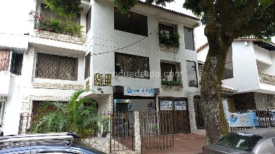 Casa de 5 alcobas en venta en Tequendama, Cali, 423 m² · foto 4 de 5