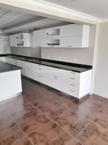 Casa – Cali, Ciudad Jardín, Comuna 22 - Vista 4