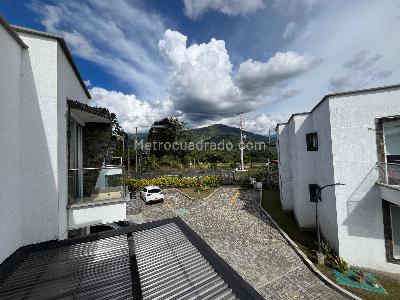Casa de 3 alcobas en venta en Avenida Centenario, Armenia, 125 m² · foto 9 de 16