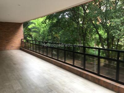 Apartamento de 3 alcobas en venta en Santa Rita, Cali, 270 m² · foto 11 de 14