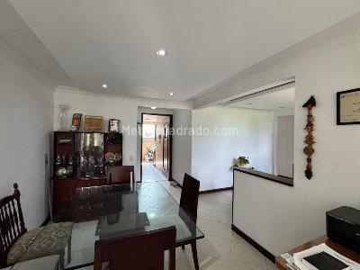 Apartamento en venta en Ciudad Jardin, Cali · foto 3 de 16
