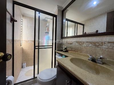 Apartamento en venta en Ciudad Jardin, Cali · foto 9 de 16