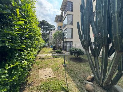 Apartamento en venta en Ciudad Jardin, Cali · foto 13 de 16