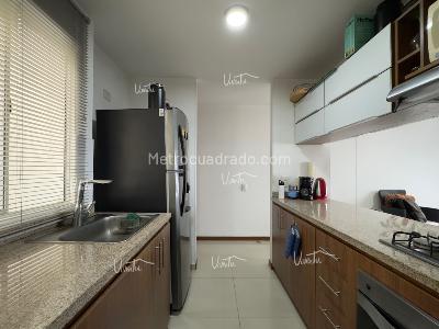 Apartamento de 3 alcobas en venta en Bochalema, Cali, 72 m² · foto 2 de 15