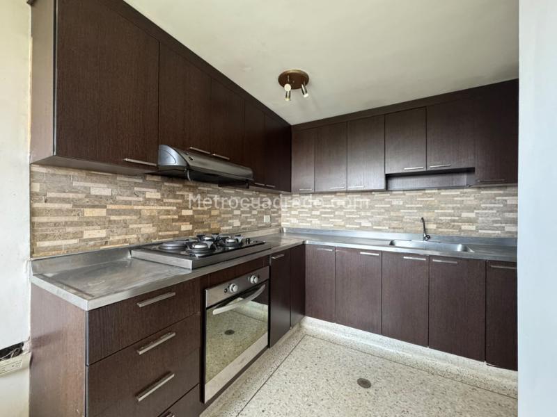 Apartamento en Venta, Santa Isabel, Cali - Więcej