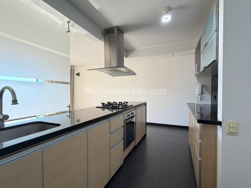 Apartamento en Arriendo, Ciudad Jardin, Cali – pohled 4
