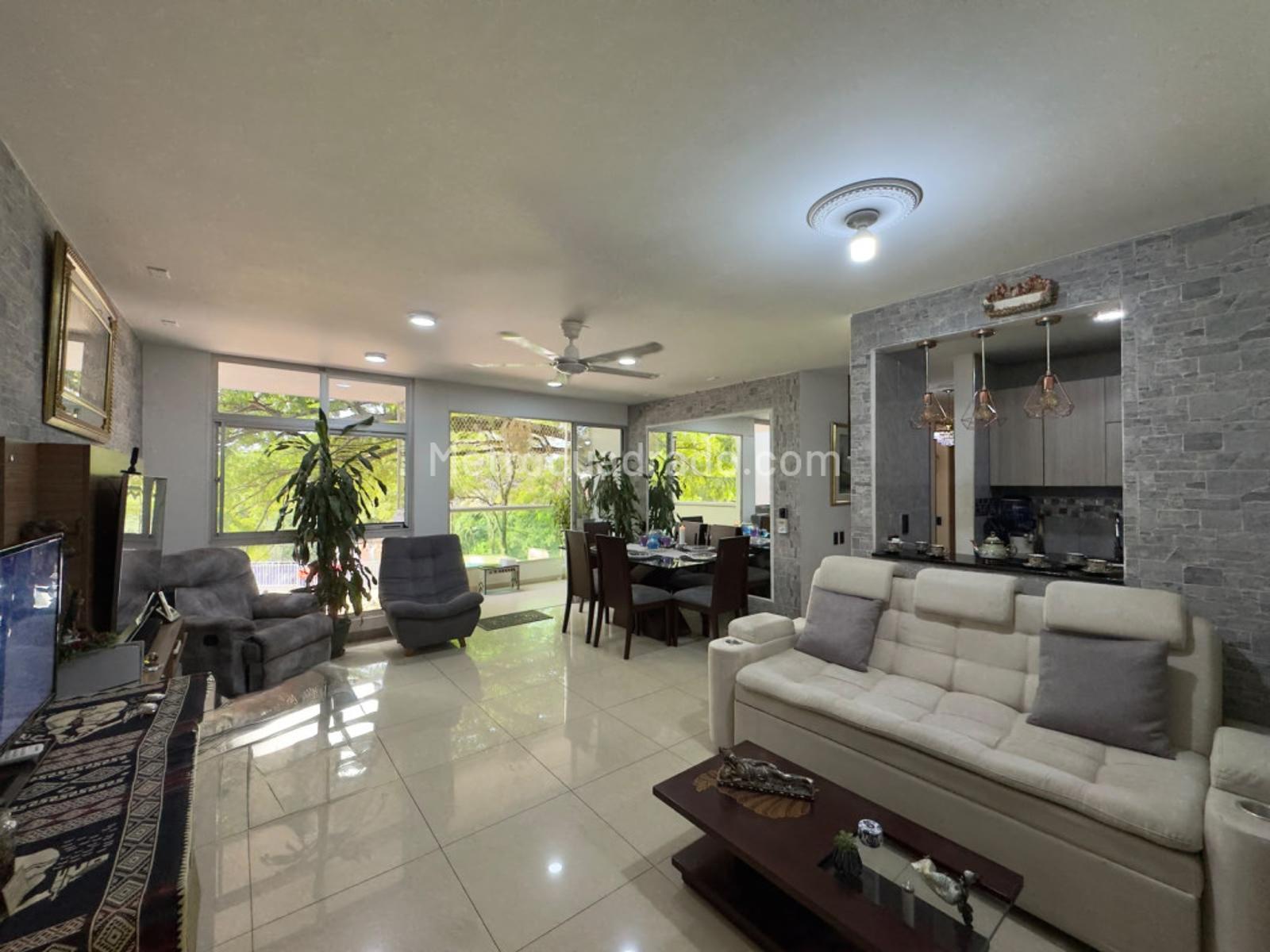 Apartamento de 3 habitaciones en venta en Capri, Cali — imagen 1 de 20