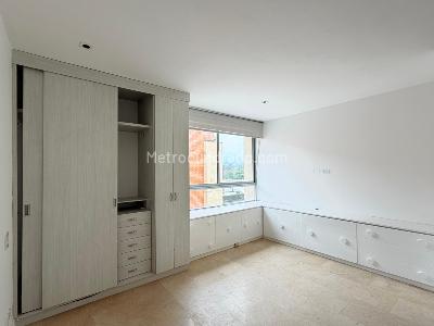 Apartamento de 5 alcobas en venta en Ciudad Jardin, Cali, 216 m² · foto 9 de 20