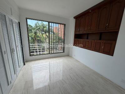 Apartamento de 3 alcobas en venta en Ciudad Jardin, Cali, 190 m² · foto 13 de 20