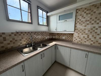 Apartamento de 3 alcobas en venta en Ciudad Jardin, Cali, 190 m² · foto 18 de 20