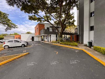 Apartamento en arriendo en Valle Del Lili, Cali · foto 14 de 20