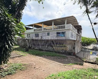 Casa de 5 alcobas en venta en Villa Del Sur, Cali, 245 m² · foto 4 de 17