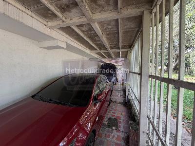Casa de 5 alcobas en venta en Villa Del Sur, Cali, 245 m² · foto 7 de 17