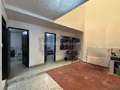 Casa de 5 alcobas en venta en Villa Del Sur, Cali, 245 m² · foto 8 de 17