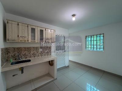 Casa de 5 alcobas en venta en Villa Del Sur, Cali, 245 m² · foto 14 de 17